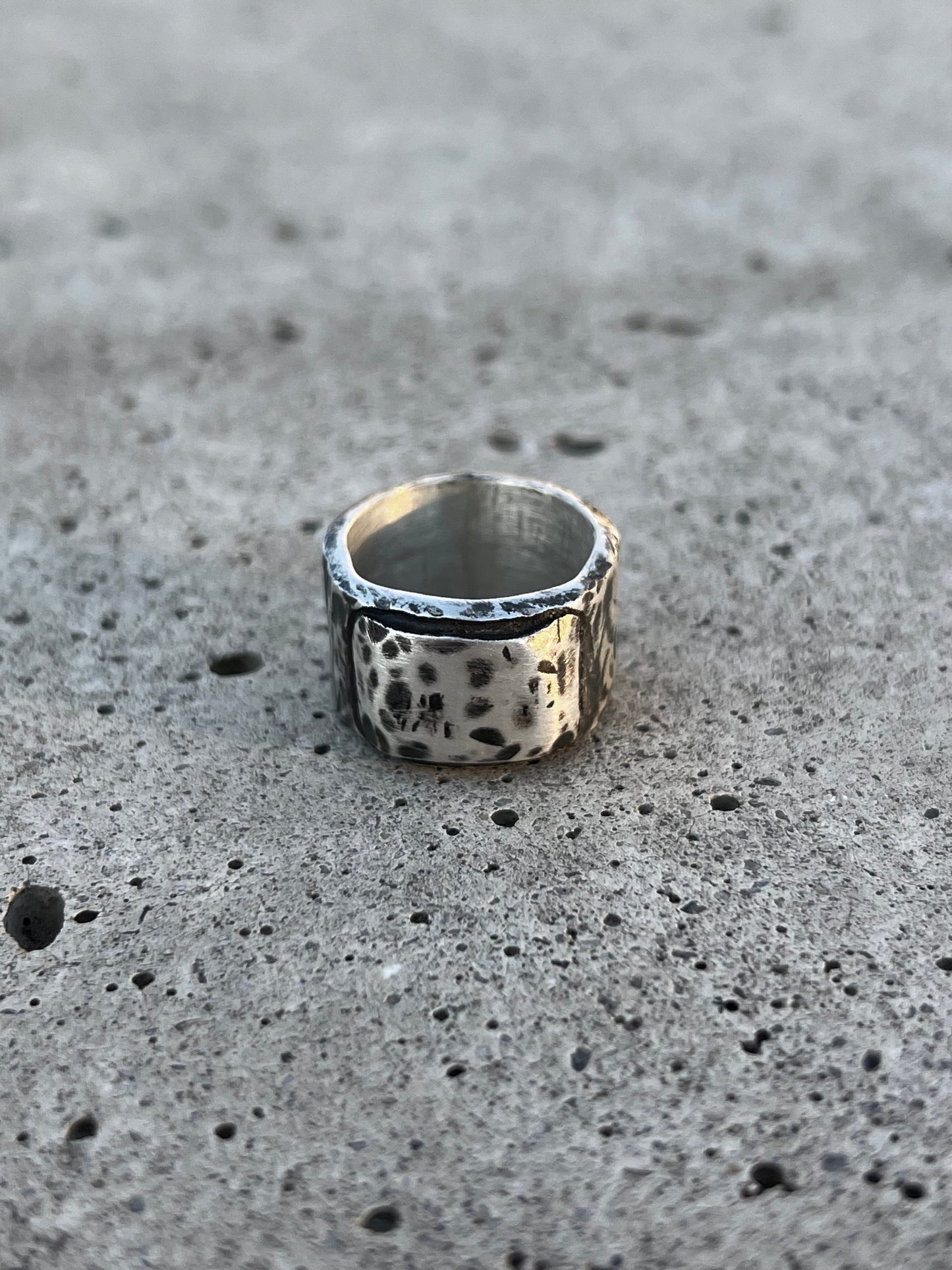 Unqique silver ring with hammered finish, bold and sculptural, handmade by 2819 Jewelry