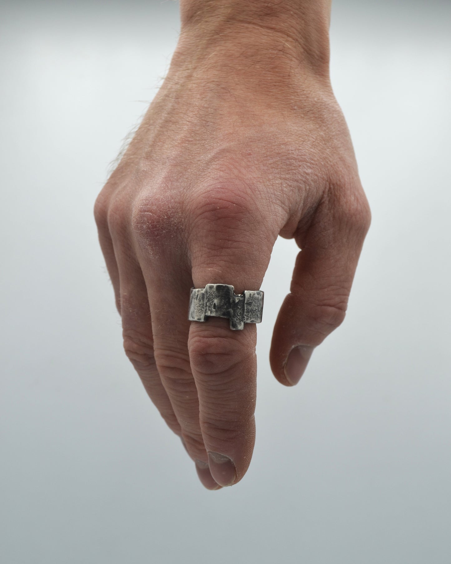 FRAGMENTS RING