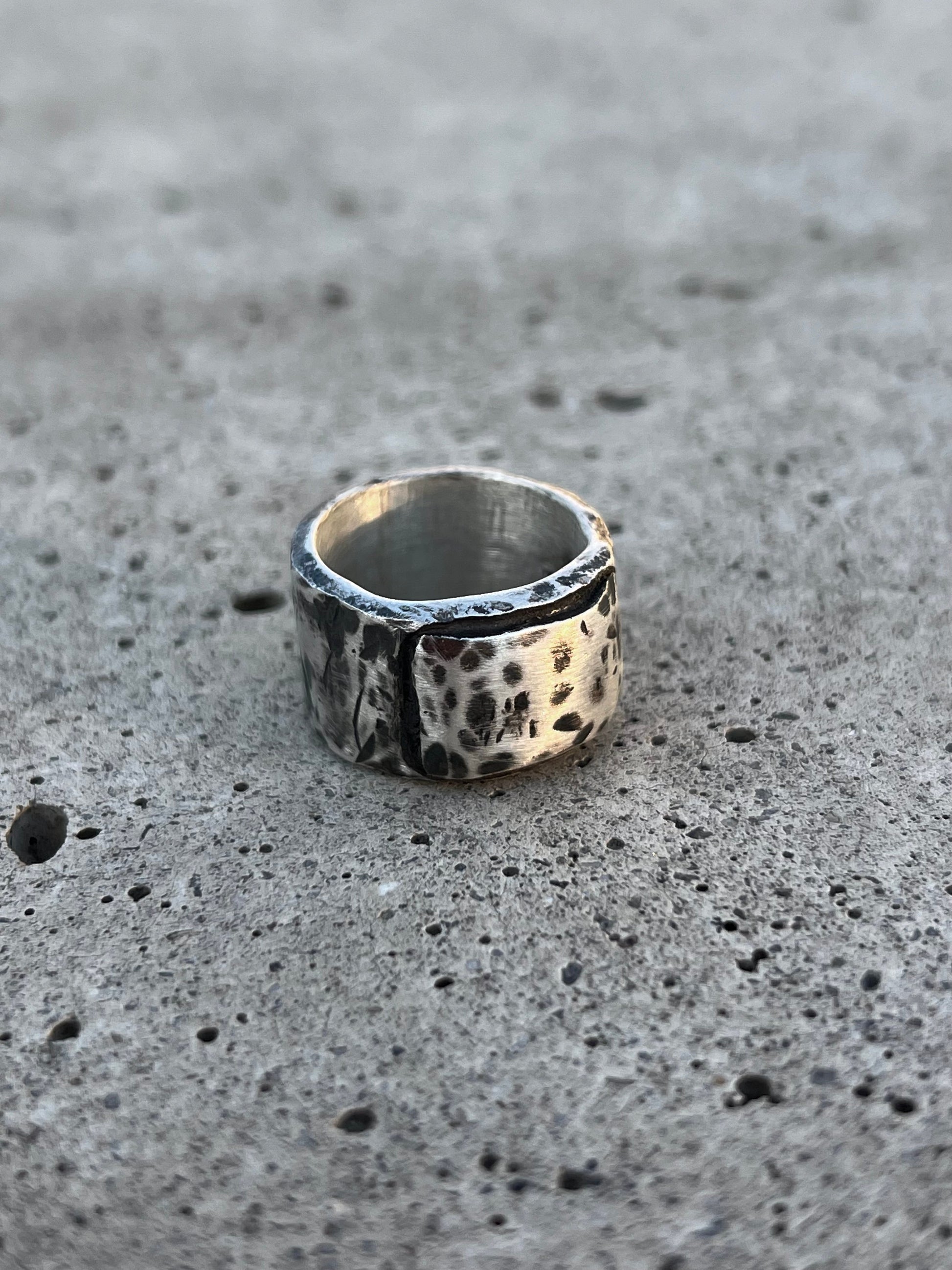 Unqique silver ring with hammered finish, bold and sculptural, handmade by 2819 Jewelry