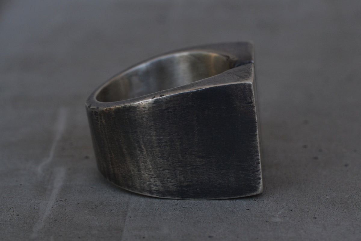 SEVERANCE RING