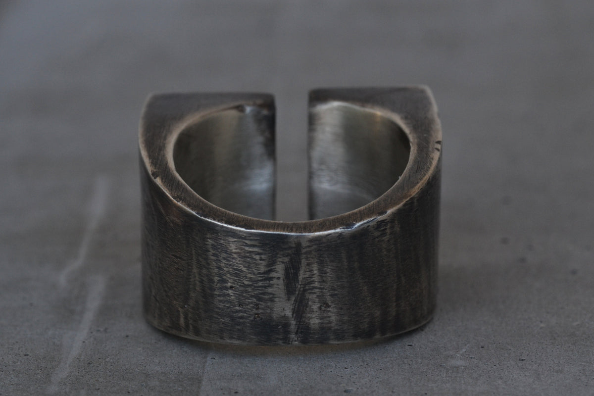 SEVERANCE RING