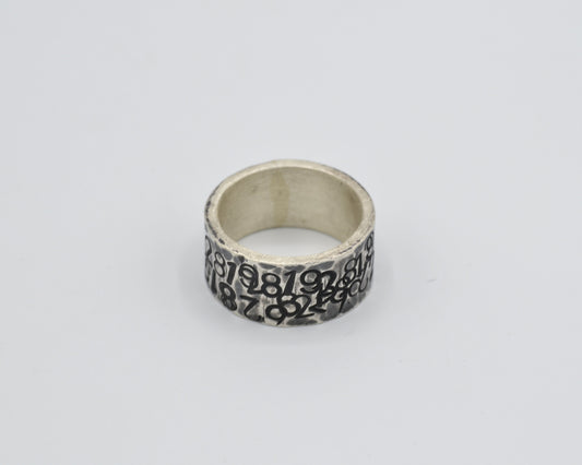 PATTERN RING