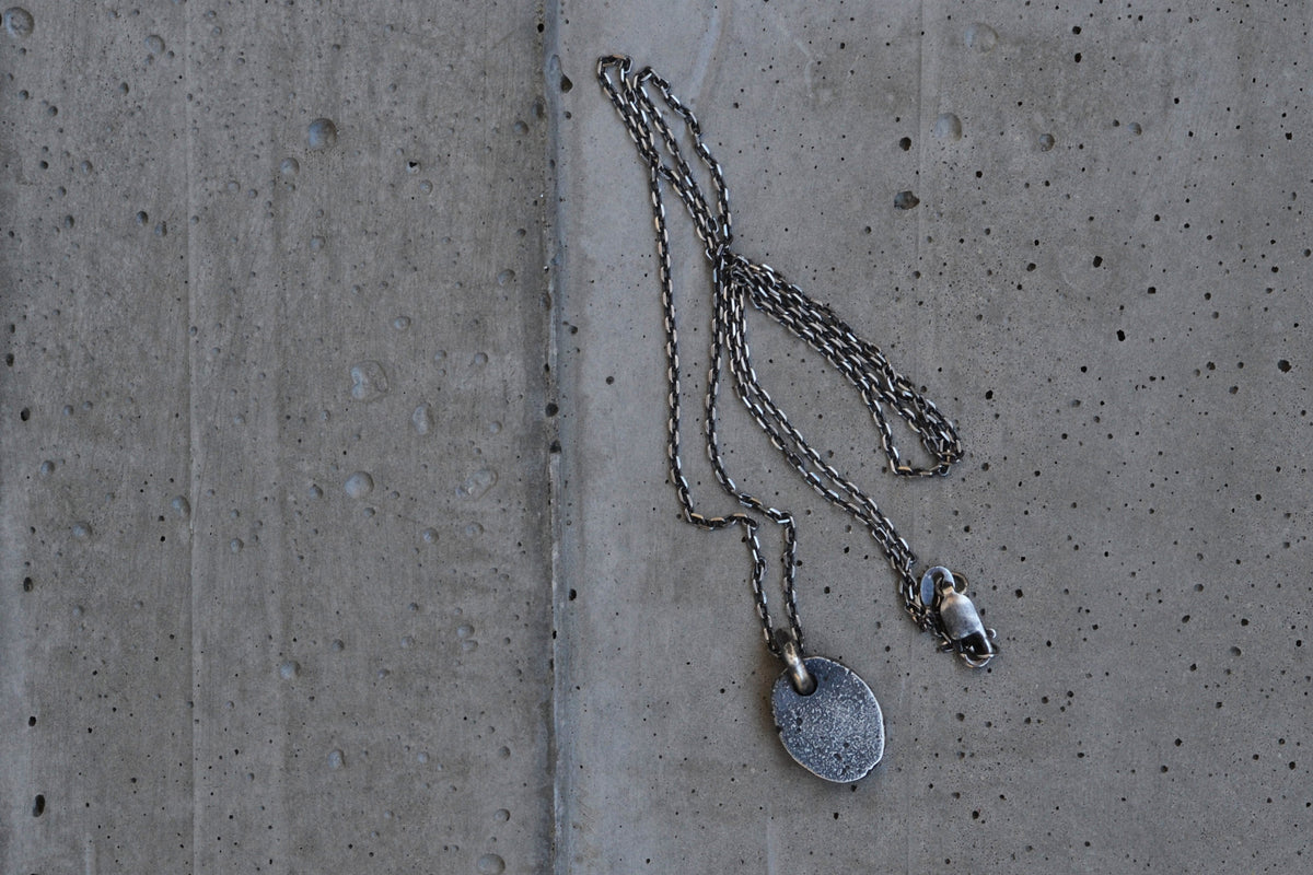 OVAL PENDANT [SMALL]