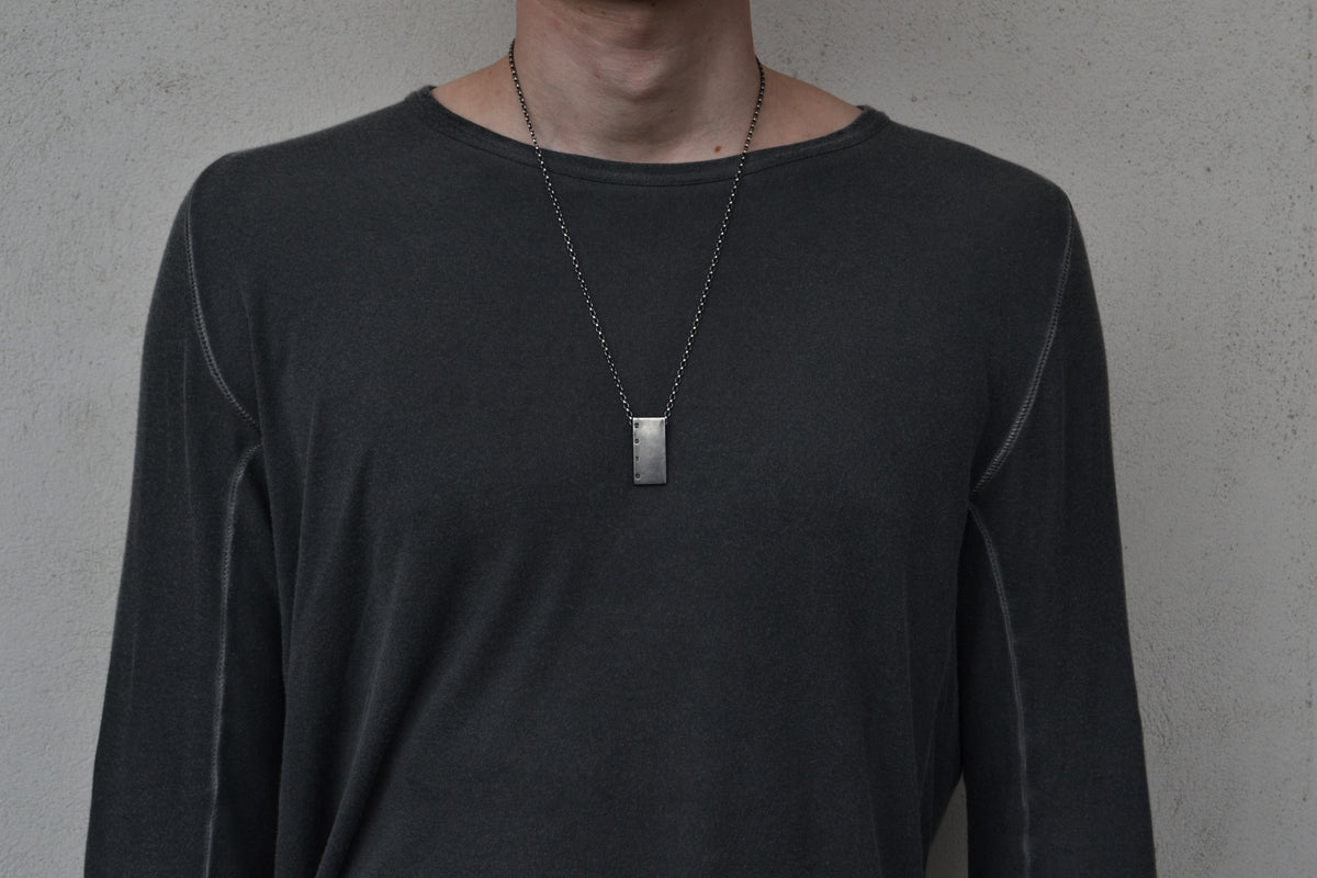 PLATE PENDANT