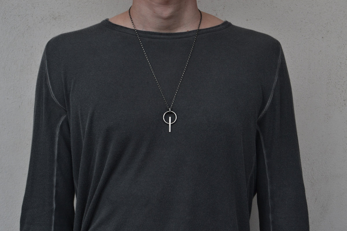 RADIUS PENDANT