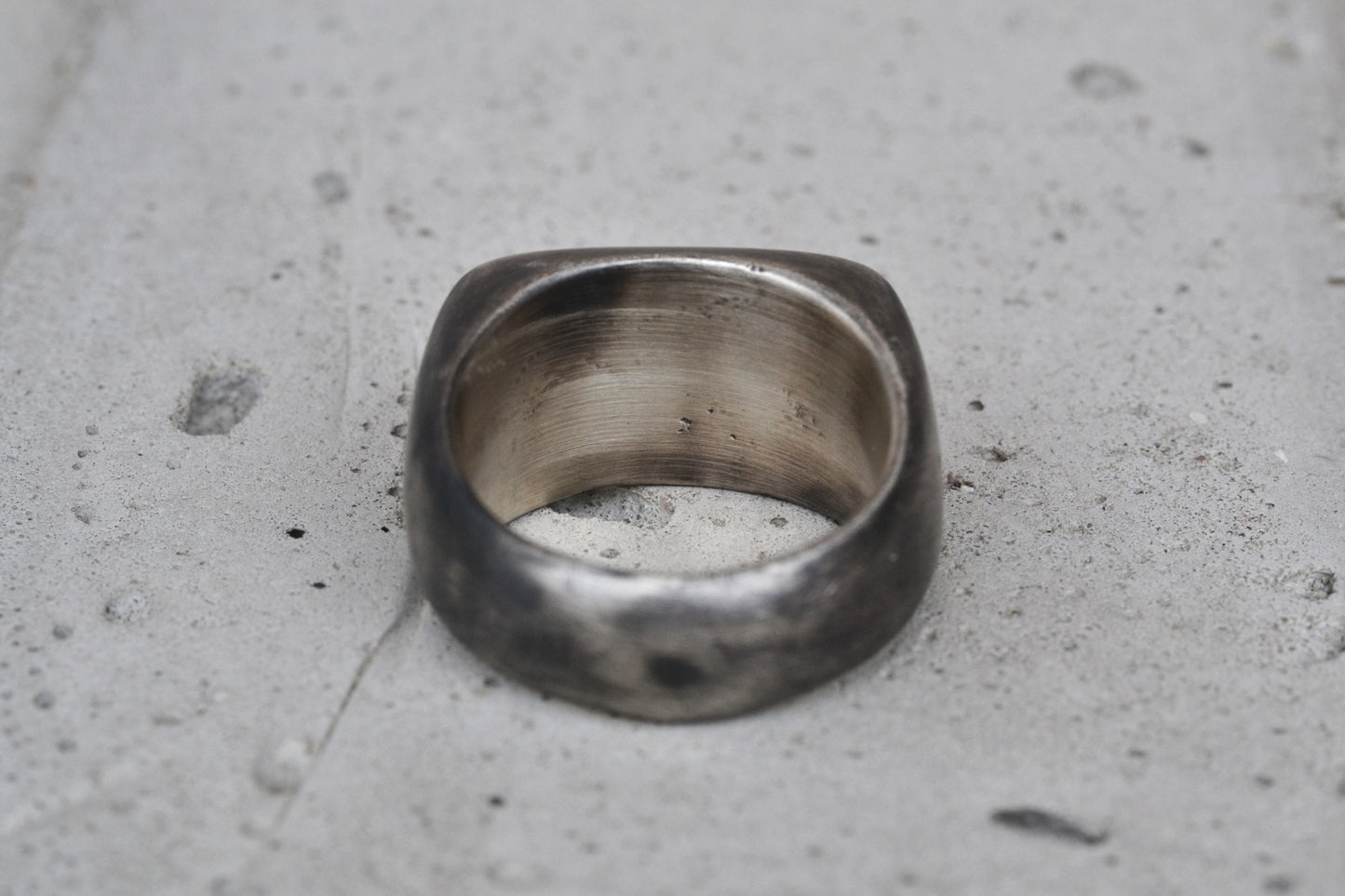 SIGNET II [DARK]
