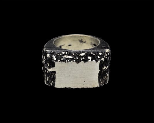 PSYCHE (Ψ) (dunkle Oberfläche)