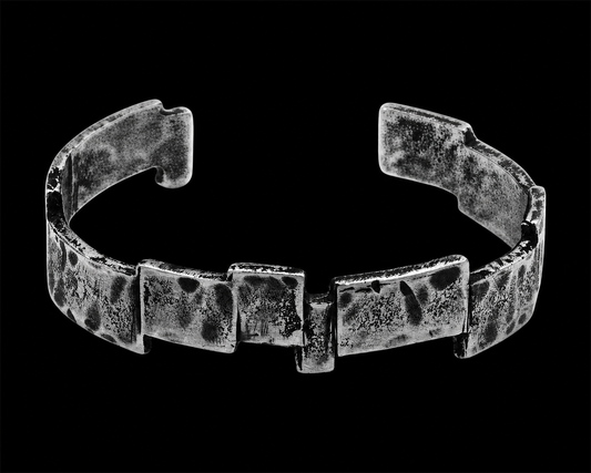 FRAGMENTS CUFF